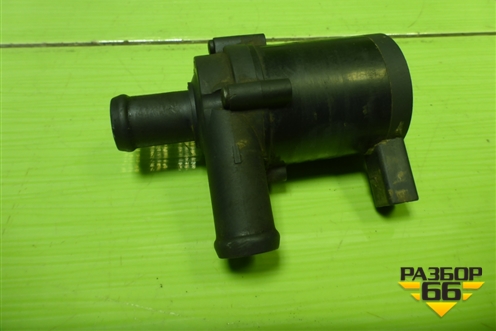 Насос электрический помпа (7L0965561) для Volkswagen Touareg c 2002-2010г (Туарег)