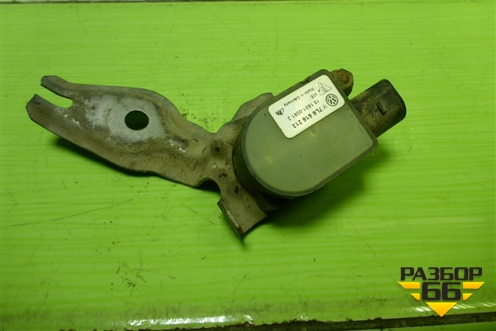Датчик регулировки дорожного просвета (7L6616213) для Volkswagen Touareg c 2002-2010г (Туарег)