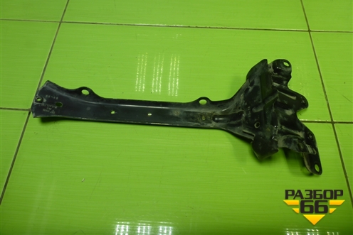 Кронштейн передней панели центральный (7L0805799D) для Volkswagen Touareg c 2002-2010г (Туарег)