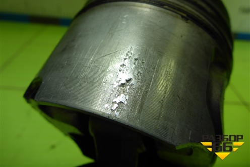 Поршень с шатуном (2.5л BAC) для Volkswagen Touareg c 2002-2010г (Туарег)