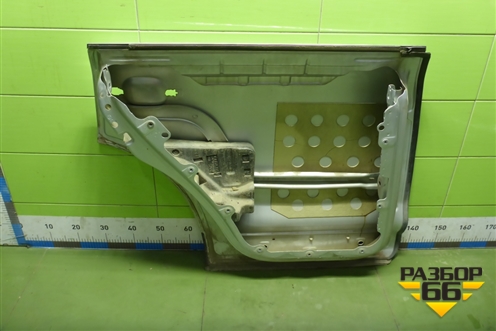 Дверь задняя левая для Volkswagen Touareg c 2002-2010г (Туарег)