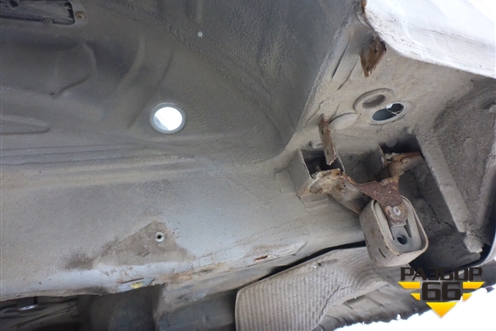 Крыло заднее левое для Volkswagen Touareg c 2002-2010г (Туарег)