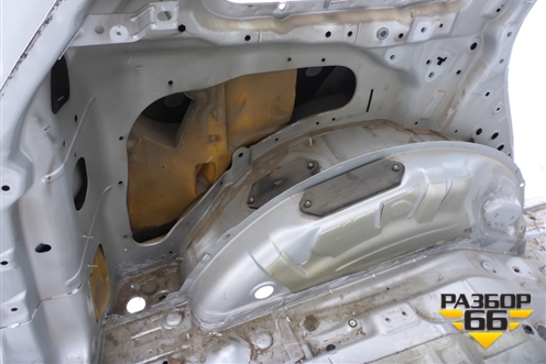 Крыло заднее левое для Volkswagen Touareg c 2002-2010г (Туарег)