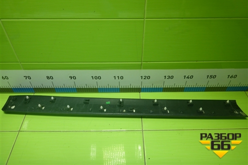 Накладка двери передней правой (6600221651) для Geely Atlas с 2016-2022г (Атлас)