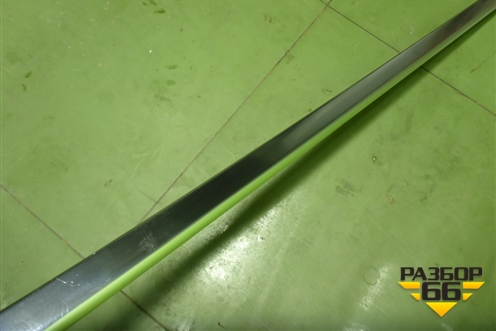 Молдинг крыши левый (над дверями) для Volkswagen Touareg c 2002-2010г (Туарег)