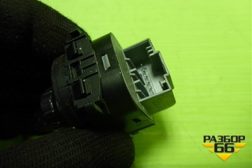 Переключатель регулировки зеркал (7L6959565J) для Volkswagen Touareg c 2002-2010г (Туарег)