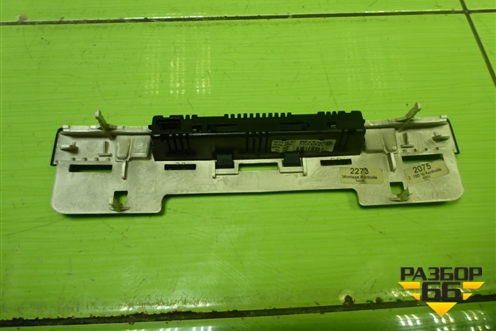 Индикатор парковки (на торпедо) (7L6919473D) для Volkswagen Touareg c 2002-2010г (Туарег)