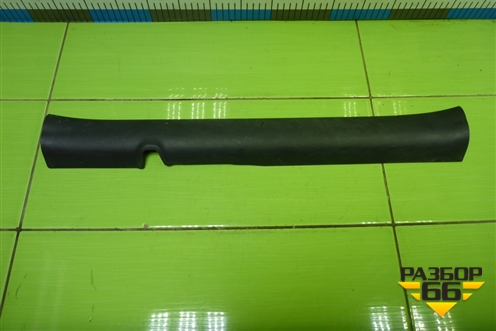 Накладка порога внутренняя переднего левого (858711R000) для Hyundai Solaris с 2010-2016г (Солярис)