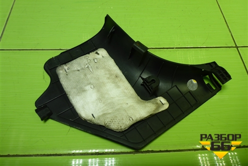 Накладка порога внутренняя переднего левого (передняя часть) (858231R000) для Hyundai Solaris с 2010-2016г (Солярис)