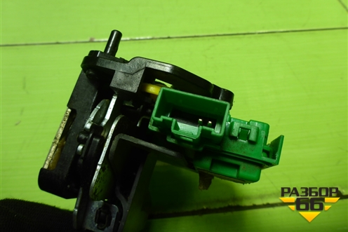 Замок двери задней левой для Hyundai Solaris с 2010-2016г (Солярис)