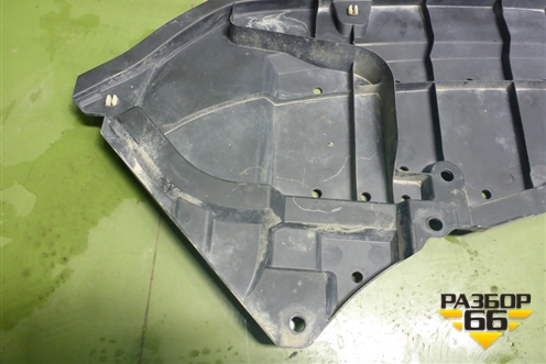 Пыльник переднего бампера центральный (до 2019г) (5261848021) для Lexus RX 350 c 2015г (РХ)