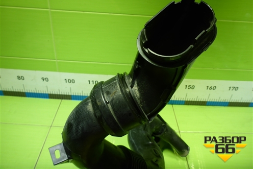 Патрубок воздушного фильтра (165556691R) для Nissan Terrano с 2014г (Терано)