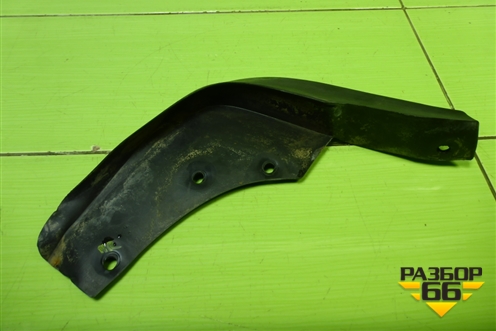 Брызговик передний правый (638505334R) для Nissan Terrano с 2014г (Терано)