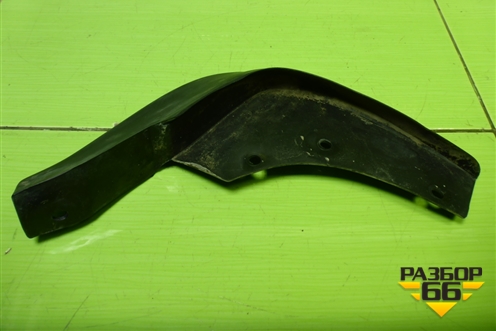 Брызговик передний левый (638535922R) для Nissan Terrano с 2014г (Терано)