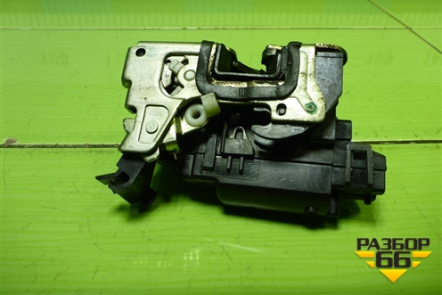 Замок двери передней правой для Nissan Terrano с 2014г (Терано)