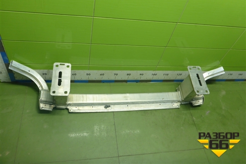 Усилитель переднего бампера для Audi Q7 c 2015г (Ку 7)