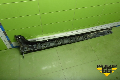 Накладка на порог наружная левая (768513833R) для Nissan Terrano с 2014г (Терано)