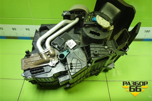 Корпус отопителя (272702332R) для Nissan Terrano с 2014г (Терано)