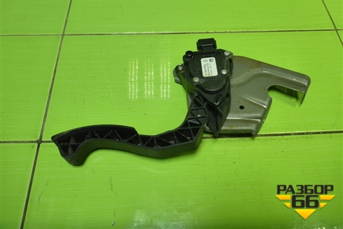 Педаль газа электронная (180022703R) для Nissan Terrano с 2014г (Терано)