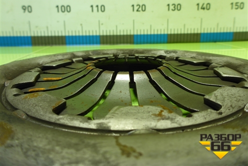 Корзина сцепления (1.6л H4MD438) для Nissan Terrano с 2014г (Терано)