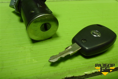 Замок зажигания (487003741R) для Nissan Terrano с 2014г (Терано)