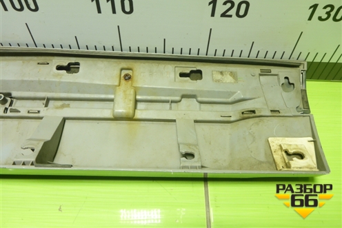 Накладка двери задней левой (после 2012г до 2015г) (7507660120) для Toyota Land Cruiser (200) с 2008г (Ленд Крузер)