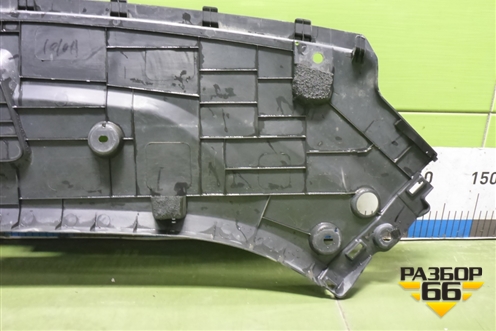 Накладка декоративная на переднюю панель (8889303955) для Geely Monjaro с 2021г (Монджаро)