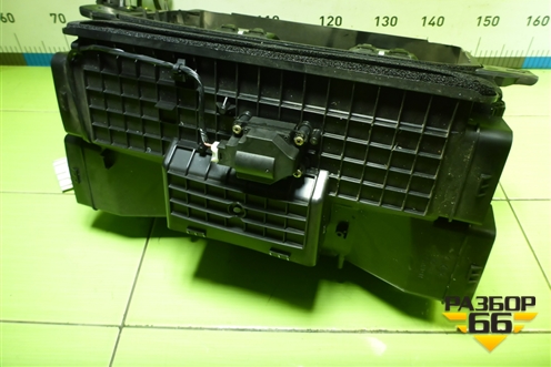 Корпус отопителя  (под моторчик) (AZ160082000031) для Sitrak C7H (С7Н)