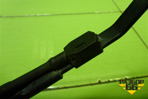 Поводок стеклоочистителя (AZ16D474000068) для Sitrak C7H (С7Н)