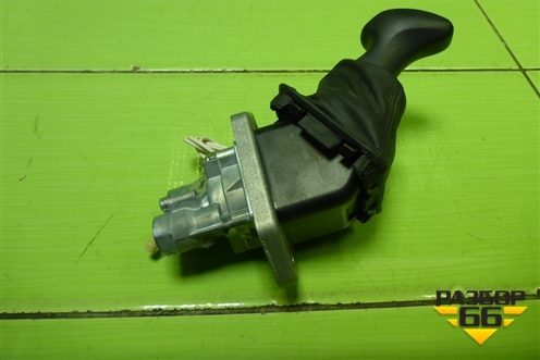 Кран управления тормозами прицепа (WG9000360426) для Sitrak C7H (С7Н)