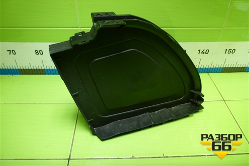 Накладка внутренняя  (перегородка вещевого ящика) (711W639035013) для Sitrak C7H (С7Н)