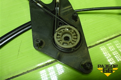 Стеклоподъёмник электрический передний левый (без моторчика) (6RU837461M) для Volkswagen Polo (седан) с 2010г (Поло)