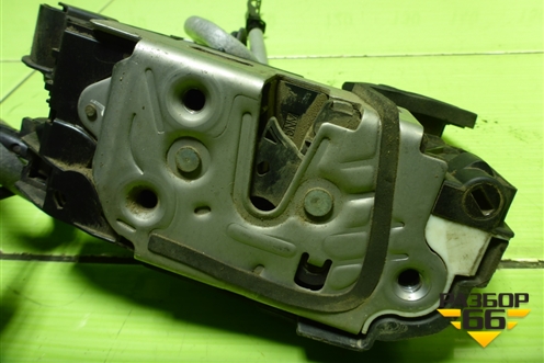 Замок двери передней правой (6RD837016E) для Volkswagen Polo (седан) с 2010г (Поло)