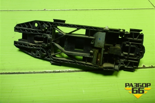 Ручка наружная двери передней правой (5N0839885H) для Volkswagen Polo (седан) с 2010г (Поло)