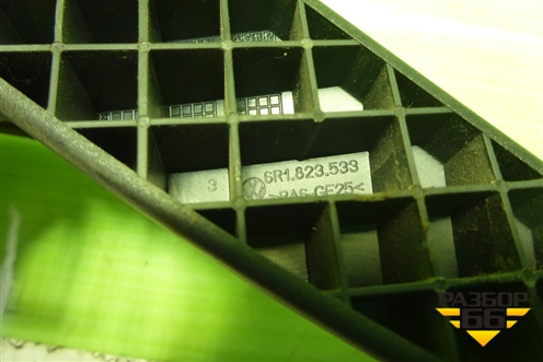 Ручка открывания капота (6R1823533) для Volkswagen Polo (седан) с 2010г (Поло)