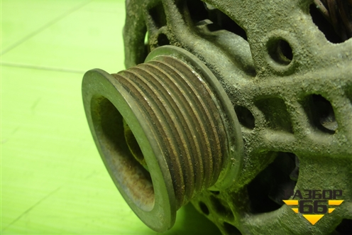 Генератор (1.6л CWV) (04C903023B) для Volkswagen Polo (седан) с 2010г (Поло)