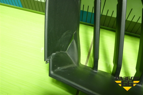 Решетка в передний бампер центральная (7105007CRV0000) для GAC GS3 с 2024-2025г (ГС3)