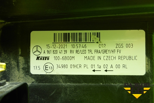 Фара правая (галоген) (A9618204139) для Mercedes Benz TRUCK Actros MP4 с 2012г (Актрос)