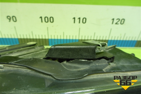 Фара левая (после 2015г галоген) (6R1941007F) для Volkswagen Polo (седан) с 2010г (Поло)