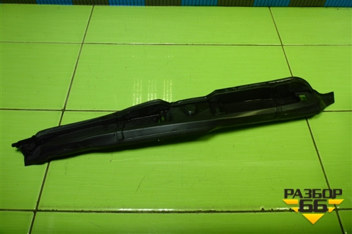 Пыльник переднего крыла левого (6RU821111) для Volkswagen Polo (седан) с 2010г (Поло)