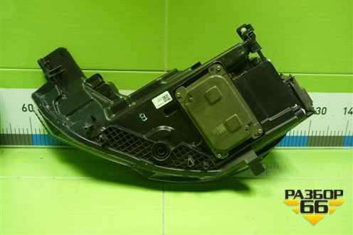 Фара правая (Led с блоками) (3711030DD01C) для Hongqi HS5 с 2024г