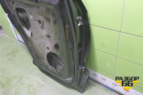 Дверь задняя левая (760833051B) для Volkswagen Touareg с 2018г (Туарег)