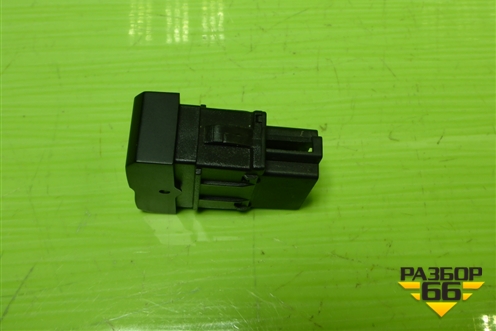 Кнопка стеклоподъёмника (правая) (812W255037025) для Sitrak C7H (С7Н)