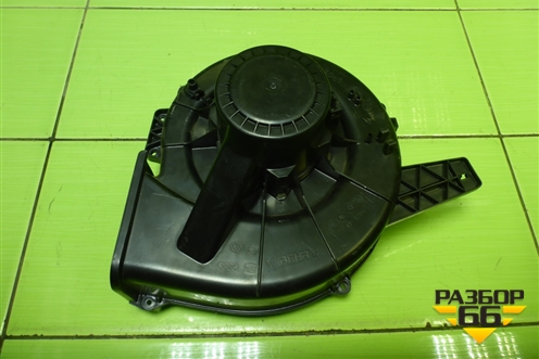 Моторчик отопителя (6R1819015A) для Volkswagen Polo (седан) с 2010г (Поло)