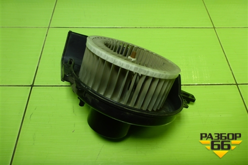 Моторчик отопителя (6R1819015A) для Volkswagen Polo (седан) с 2010г (Поло)