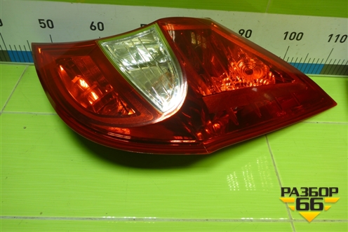 Фонарь задний правый (хэтчбек) (924021R200) для Hyundai Solaris с 2010-2016г (Солярис)