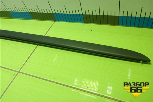 Молдинг лобового стекла правый (51317350610) для BMW X1 F48 с 2014г (Х1 Ф48)