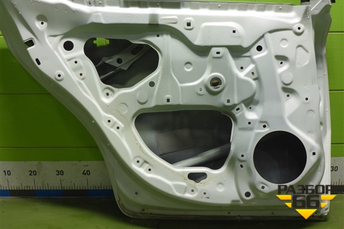 Дверь задняя левая (6700406320) для Toyota Camry V70 с 2017г (Камри)