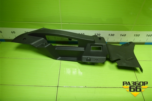 Держатель задней полки левый (BM51A46809A) для Ford Focus 3 с 2011г (Фокус)