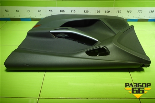 Обшивка двери передней правой под электрику (BM51A2394201) для Ford Focus 3 с 2011г (Фокус)